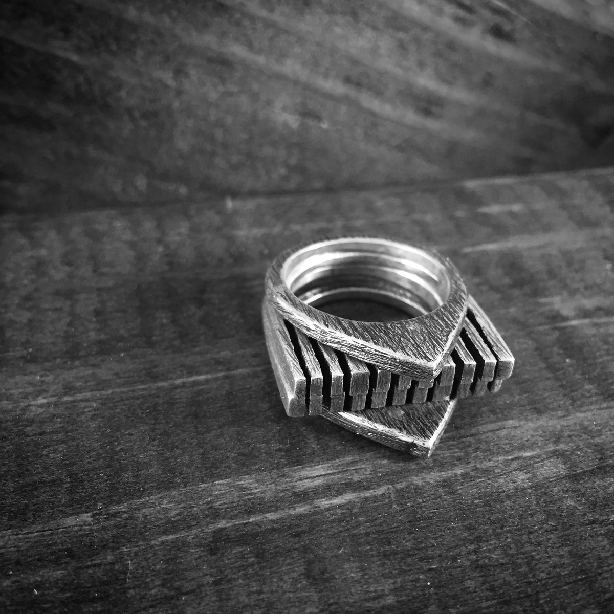 ZENITH ring – CEEM Design