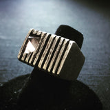 MOUNT ring